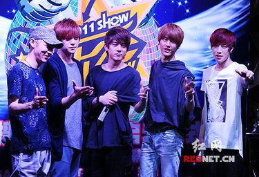 韩国娱乐圈压力,韩国娱乐圈高压下的生存挑战与心理困境